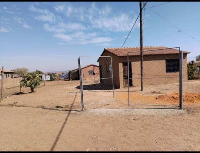 2 BEDROOM HOUSE FOR SALE IN WINTERVELDT WARD 3